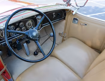 Interior 1932 Cadillac V8 355-B 2/4-passenger Roadster by Fisher (32-8-155)
