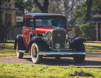 1932 Cadillac V8 355-B 5-passenger Coupe by Fisher (32-8-272)