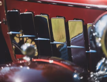 1932 Cadillac V8 355-B 5-passenger Coupe by Fisher (32-8-272)