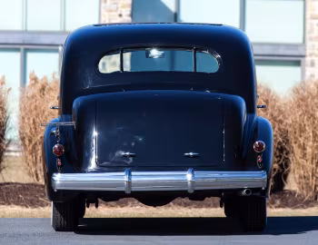 1935 Cadillac V8 Series 30 355-D Town Sedan by Fleetwood (6033-S)
