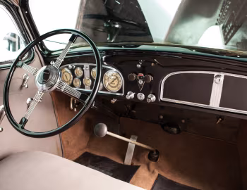Panel frontal 1935 Cadillac V8 Series 30 355-D Town Sedan by Fleetwood (6033-S)