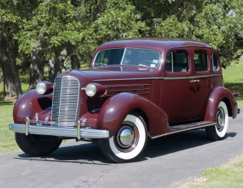 1936 Cadillac V8 Series 70 Touring Sedan by Fleetwood (7019) '10.1935–36