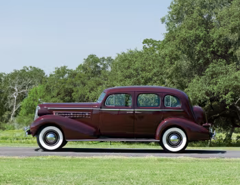 1936 Cadillac V8 Series 70 Touring Sedan by Fleetwood (7019) '10.1935–36