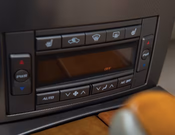 Interior 2004 Cadillac XLR "Neiman Marcus"
