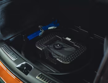 Ambos Cadillac XT4 350T Sport [Japan] '2020–23