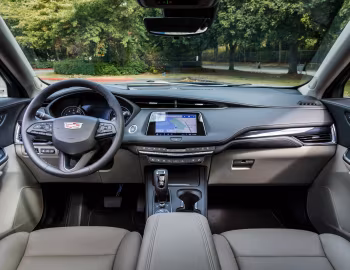 Panel frontal 2019–23 Cadillac XT4 Premium Luxury [North America] '2018–23