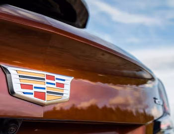 Logotipo 2019–23 Cadillac XT4 Sport [North America] '2018–23