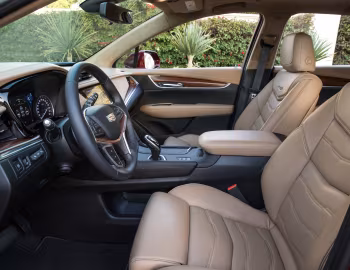 Interior 2017–19 Cadillac XT5 [North America] '2016–19