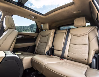 Interior Cadillac XT5 Crossover Platinum [Japan] '10.2017–12.2019