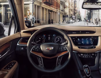 Panel frontal 2017–19 Cadillac XT5 Platinum [North America] '2016–19