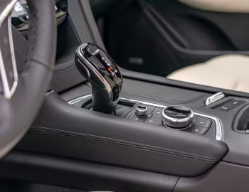 Interior 2020–pr. Cadillac XT5 Sport [North America] '2019–pr.