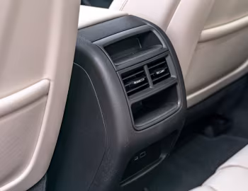 Interior 2020–pr. Cadillac XT5 Sport [North America] '2019–pr.