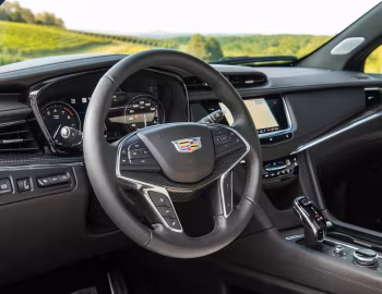 Interior 2020–pr. Cadillac XT5 Sport [North America] '2019–pr.