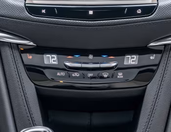 Interior 2020–pr. Cadillac XT5 Sport [North America] '2019–pr.
