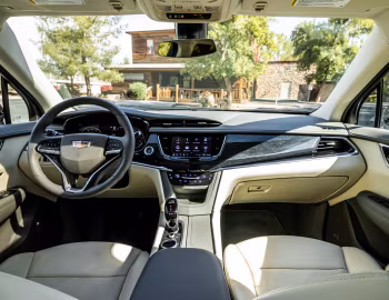 Panel frontal 2020–pr. Cadillac XT6 Luxury [North America] '2019–pr.