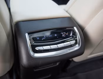 Interior 2020–pr. Cadillac XT6 Sport [North America] '2019–pr.