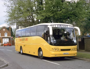 Dennis Javelin GX Caetano Enigma [UK-spec] (C49Ft) '04.1999–07.2000