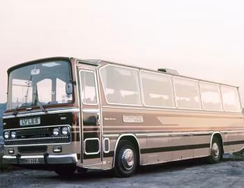 Seddon Pennine IV Caetano Lisboa [UK-spec] (C51F) '03.1971–03.1972