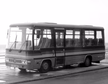 Toyota Coaster BB30R Caetano Optimo Demonstrator [UK-spec] (C19F) '12.1984
