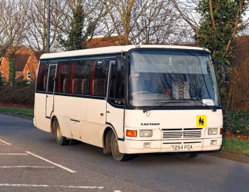 Toyota Coaster BB50R Caetano Optimo IV [UK-spec] (C26F) '08.1998–03.2000