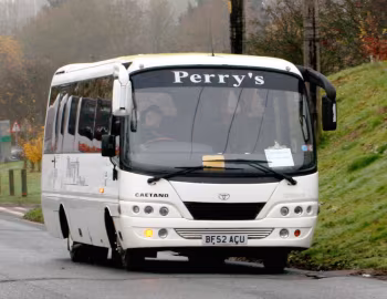Toyota Coaster BB50R Caetano Optimo V [UK-spec] (C26F) '05.2000–11.2007