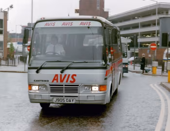Toyota Coaster HDB30R Caetano Optimo II [UK-spec] (C14F) '08.1991–06.1993