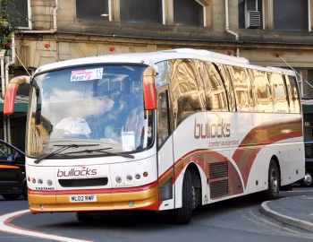 Volvo B10M-62 Caetano Enigma [UK-spec] (C51Ft) '12.2001–04.2002