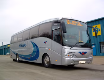 Volvo B12M Caetano Enigma [UK-spec] (C53F) '03.2003–02.2006