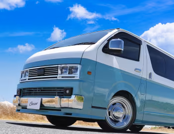 Cal's Motor Carica US Style (H200) '2023–pr.