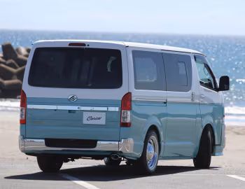 Cal's Motor Carica US Style (H200) '2023–pr.