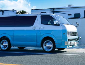 Cal's Motor Carica US Style (H200) '2023–pr.
