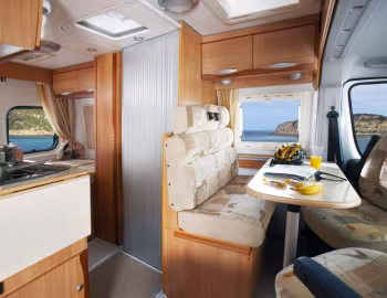 Interior 2010–14 Campérêve Magellan 541 '2009–14