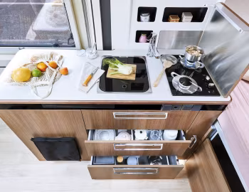 Interior 2022 Campérêve Magellan 641 '2021–22