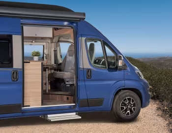 2022 Carado CV600 "Edition15" '2021–22