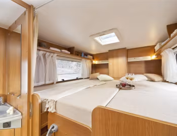 Interior 2014 Carado T 447 '2013–14