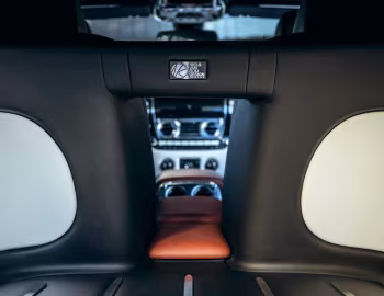 Интерьер Carat Duchatelet Silver Spectre Shooting Brake '2020