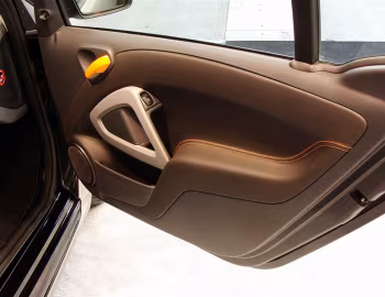 Интерьер Carlsson Smart ForTwo Cabrio C25 '2010