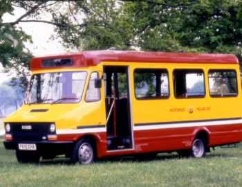 Iveco Daily 49.10 Carlyle C2 [UK-spec] (B23F) '11.1988–06.1990
