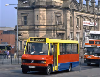 Mercedes-Benz 811 D Carlyle C16 [UK-spec] (B33F) '12.1989–06.1990