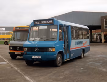 Mercedes-Benz 811 D Carlyle C16 [UK-spec] (B31F) '04.1990–06.1992
