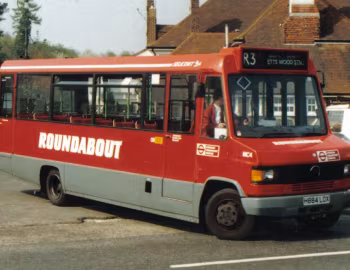 Mercedes-Benz 811 D Carlyle C17 [UK-spec] (B28F) '08.1990