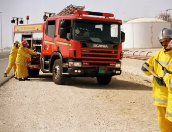 Scania P94GB 260 4×2 rigid Carmichael Firetruck '1996–2004