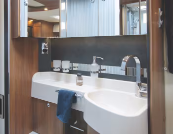Intérieur 2020–22 Carthago c-compactline l 144 QB '2019–22