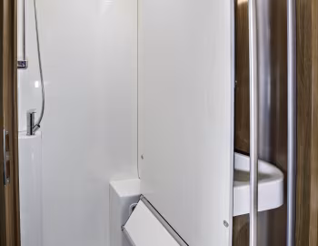 Intérieur 2019 Carthago c-tourer I 141 LE '2018–19