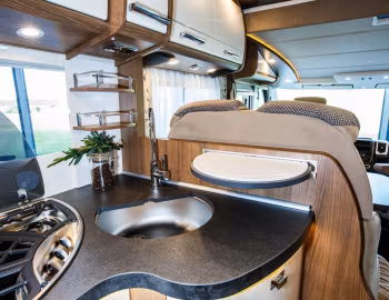 Intérieur 2016–18 Carthago c-tourer I 150 '2015–18