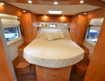 Intérieur 2016 Carthago c-tourer sport I 144 '2015–16