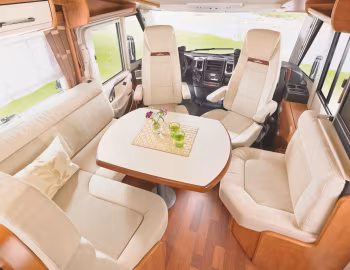 Intérieur 2015 Carthago c-tourer sport I '2014–15