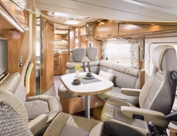 Intérieur 2019 Carthago chic c-line I 4.8 LE '2018–19