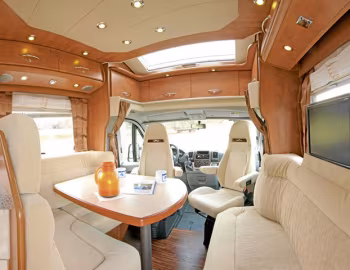 Intérieur 2011–13 Carthago chic c-line T-plus '2010–13