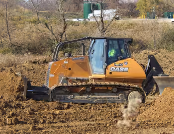 Case 2050M XLT '2013–pr.